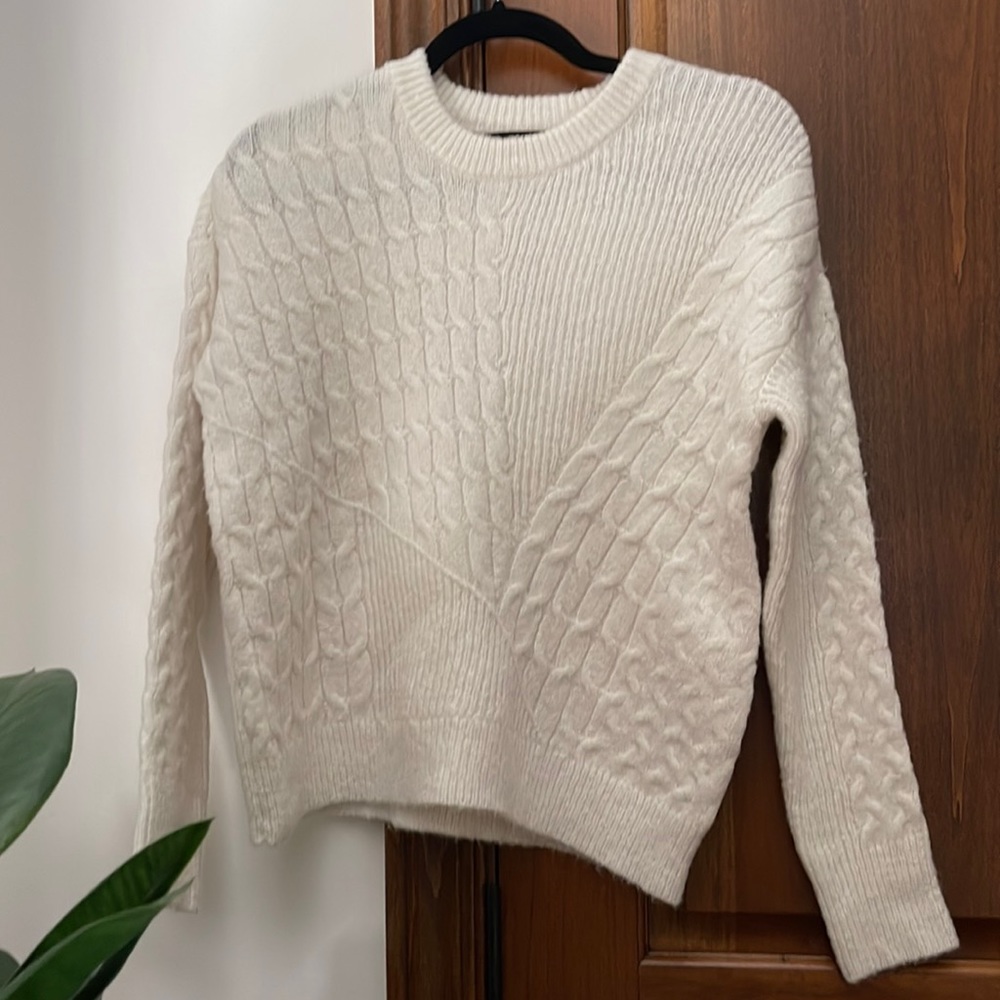 Kendall + Kylie Sweater Women's Xsmall
